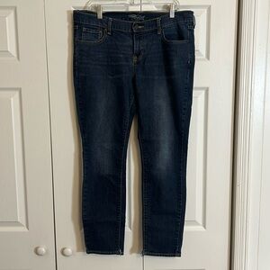 Old Navy The Flirt Women’s Size 14 Short Skinny Jeans